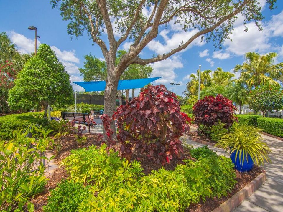 For Sale: $579,000 (3 beds, 2 baths, 2018 Square Feet)