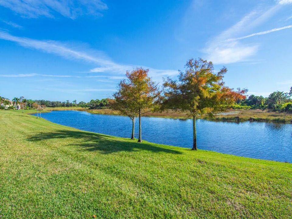 For Sale: $579,000 (3 beds, 2 baths, 2018 Square Feet)