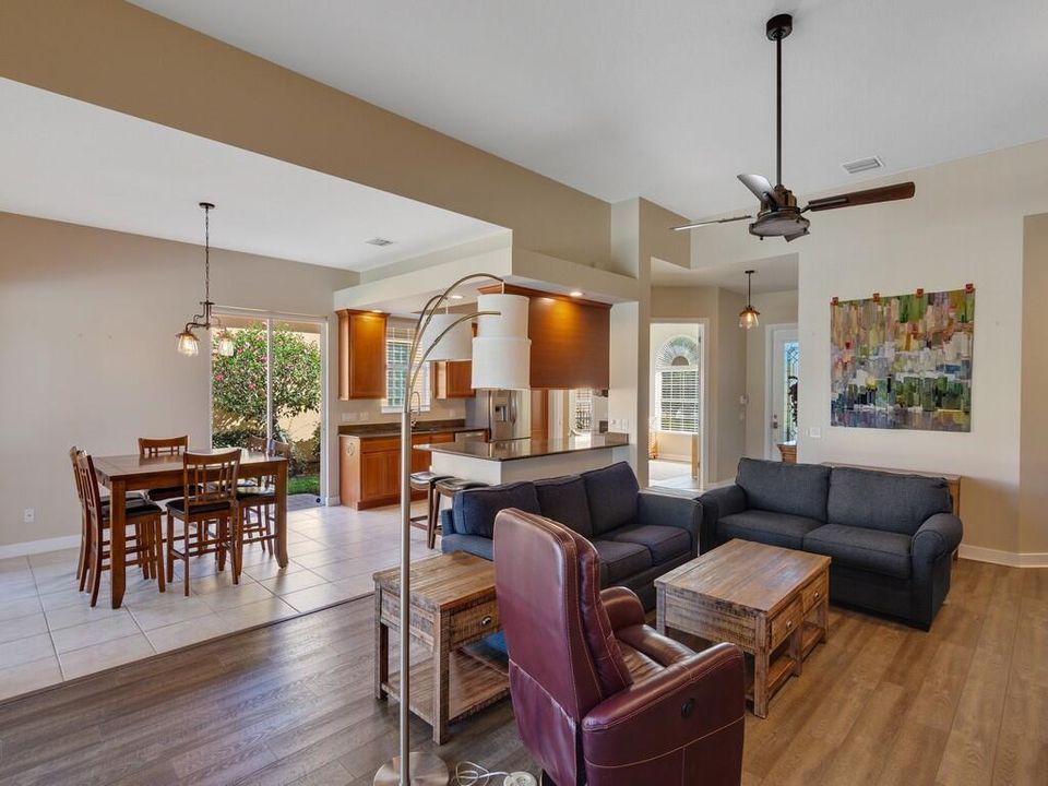 For Sale: $579,000 (3 beds, 2 baths, 2018 Square Feet)