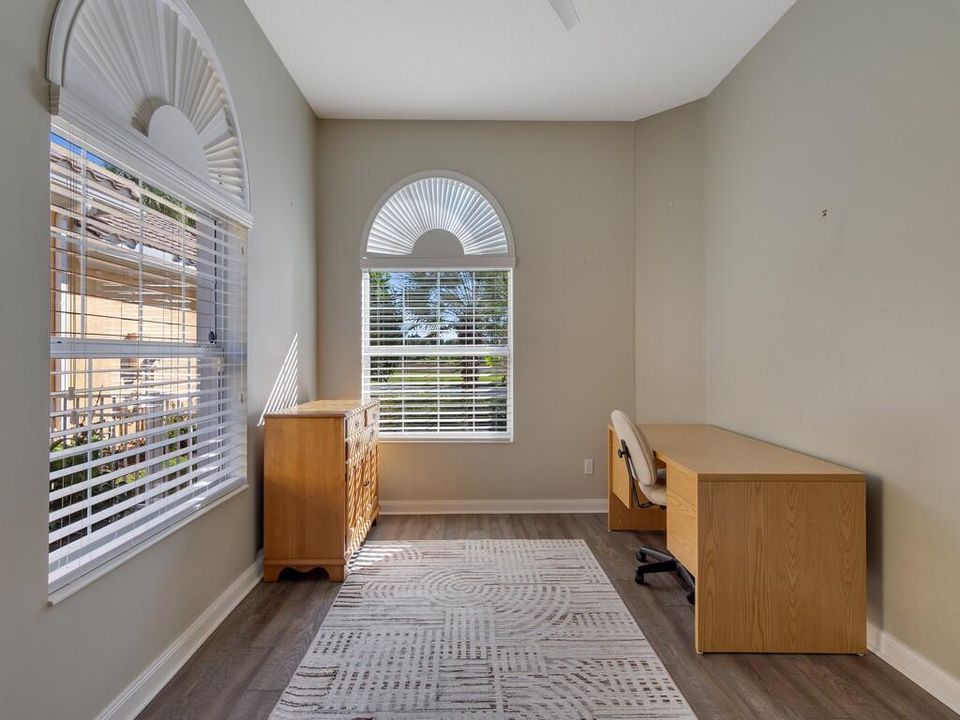 For Sale: $579,000 (3 beds, 2 baths, 2018 Square Feet)