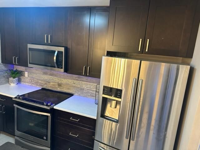 В аренду: $2,700 (3 спален, 2 ванн, 1488 Квадратных фут)