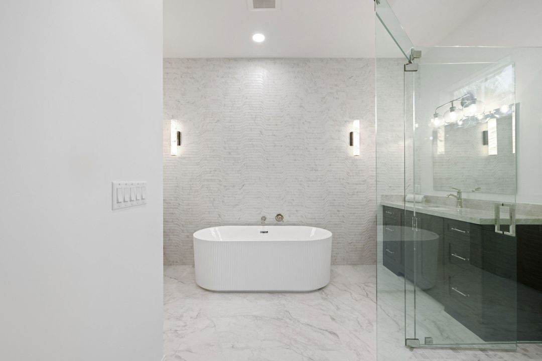 For Sale: $2,995,000 (4 beds, 3 baths, 3496 Square Feet)