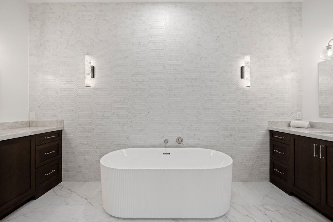 For Sale: $2,995,000 (4 beds, 3 baths, 3496 Square Feet)