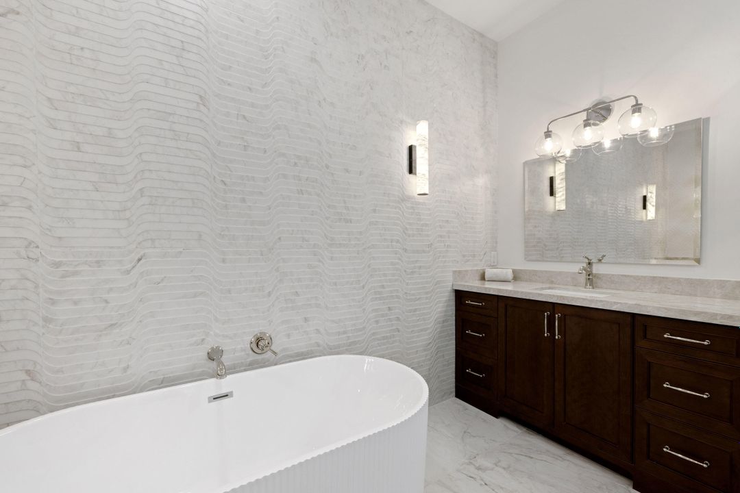 For Sale: $2,995,000 (4 beds, 3 baths, 3496 Square Feet)