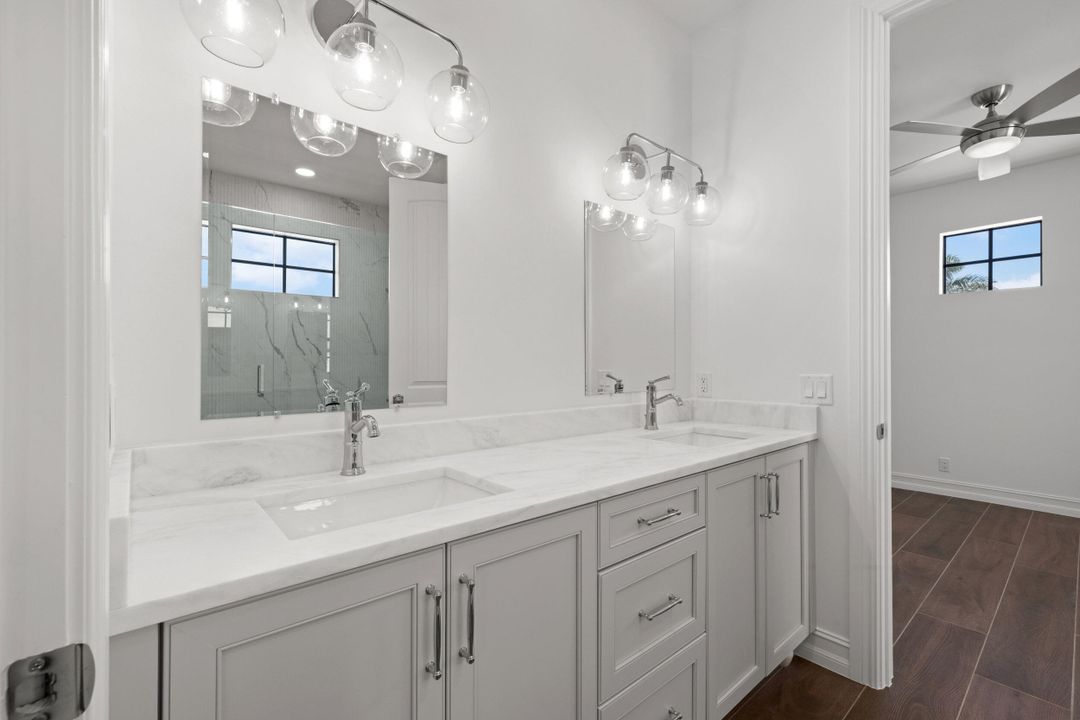 For Sale: $2,995,000 (4 beds, 3 baths, 3496 Square Feet)