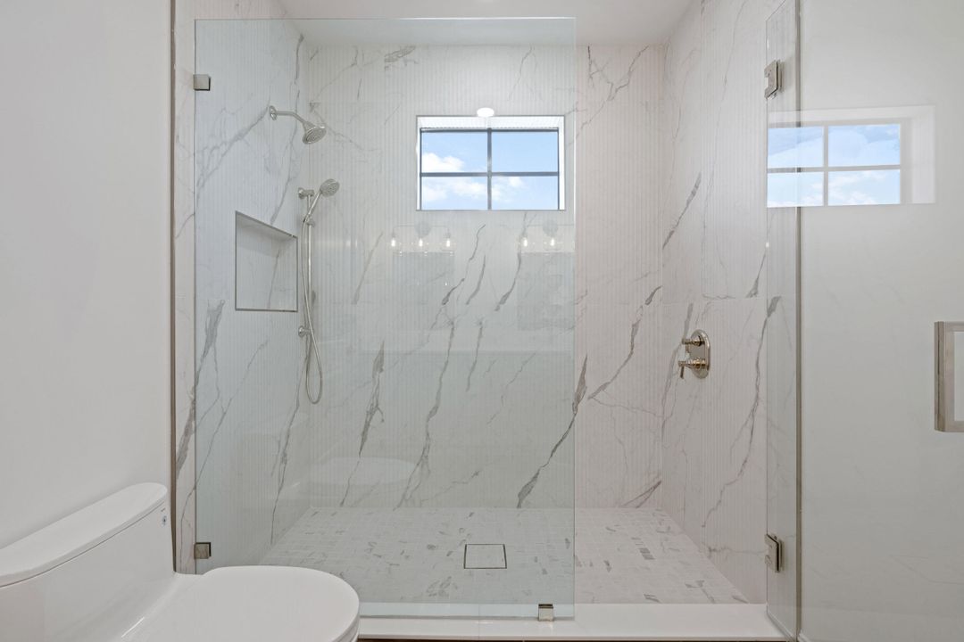 For Sale: $2,995,000 (4 beds, 3 baths, 3496 Square Feet)