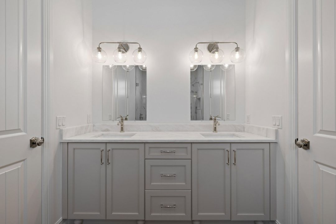 For Sale: $2,995,000 (4 beds, 3 baths, 3496 Square Feet)