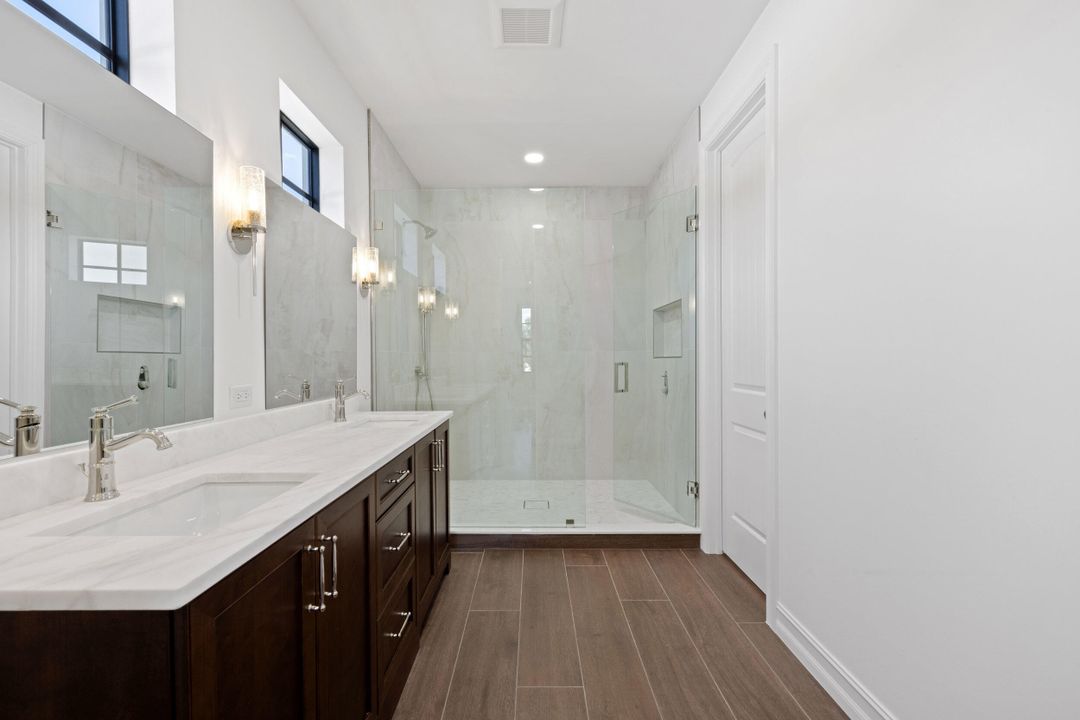 For Sale: $2,995,000 (4 beds, 3 baths, 3496 Square Feet)