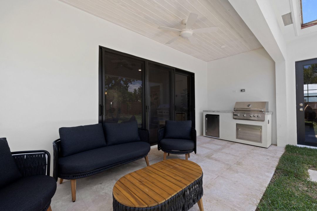 For Sale: $2,995,000 (4 beds, 3 baths, 3496 Square Feet)