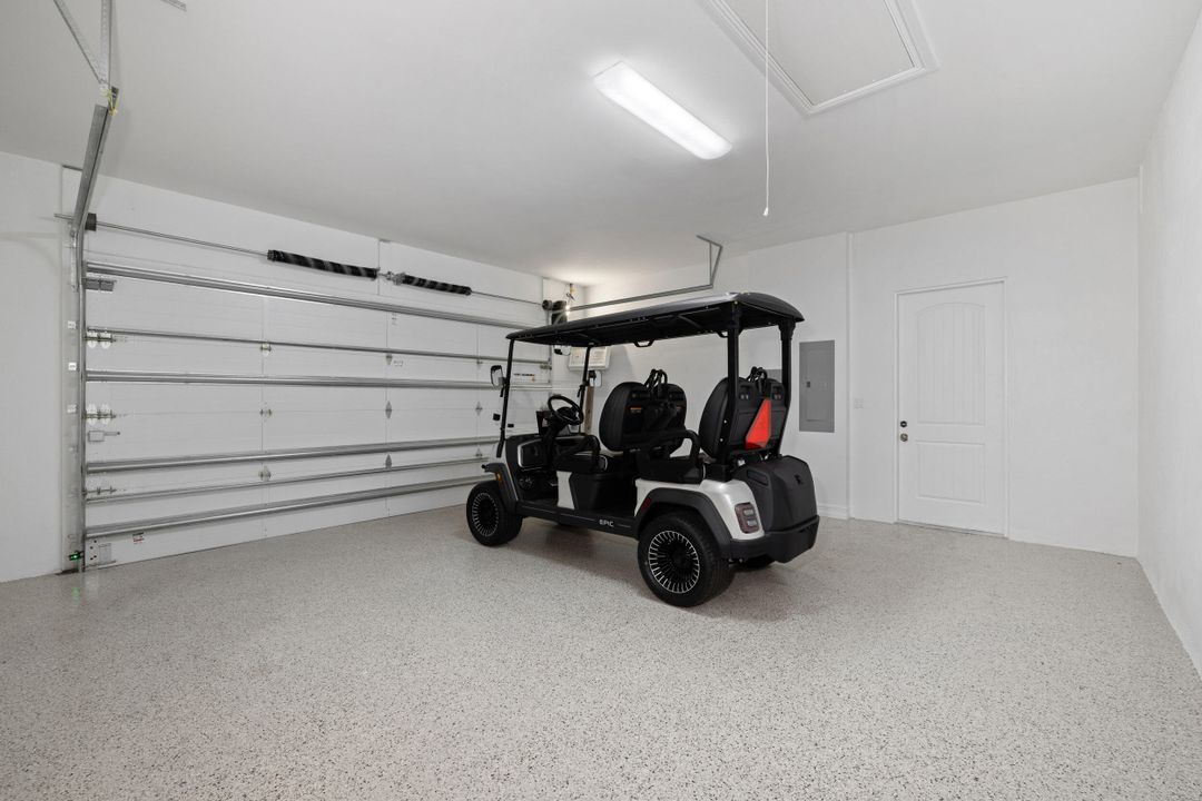 For Sale: $2,995,000 (4 beds, 3 baths, 3496 Square Feet)