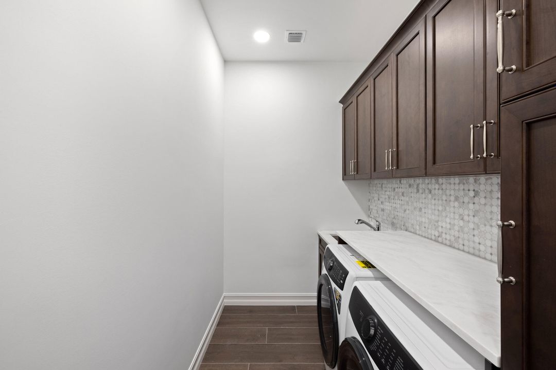 For Sale: $2,995,000 (4 beds, 3 baths, 3496 Square Feet)