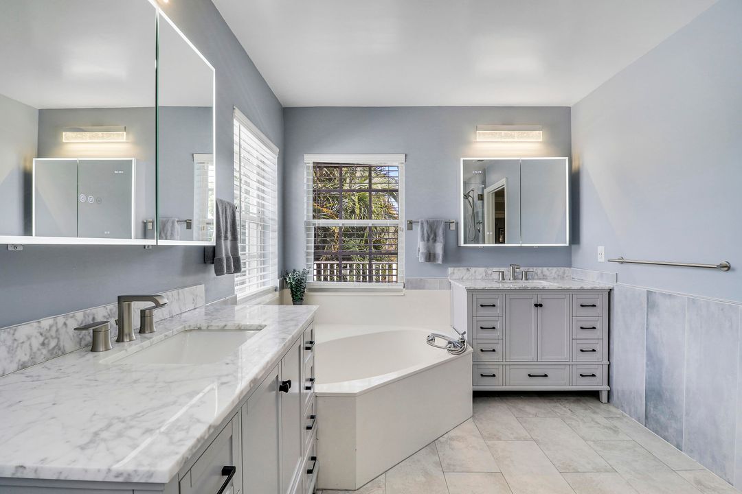 En Venta: $769,000 (4 camas, 3 baños, 2605 Pies cuadrados)