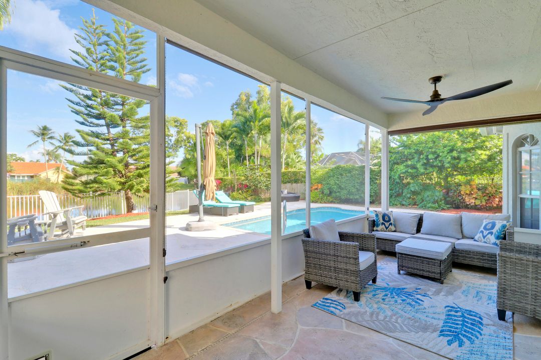 En Venta: $769,000 (4 camas, 3 baños, 2605 Pies cuadrados)