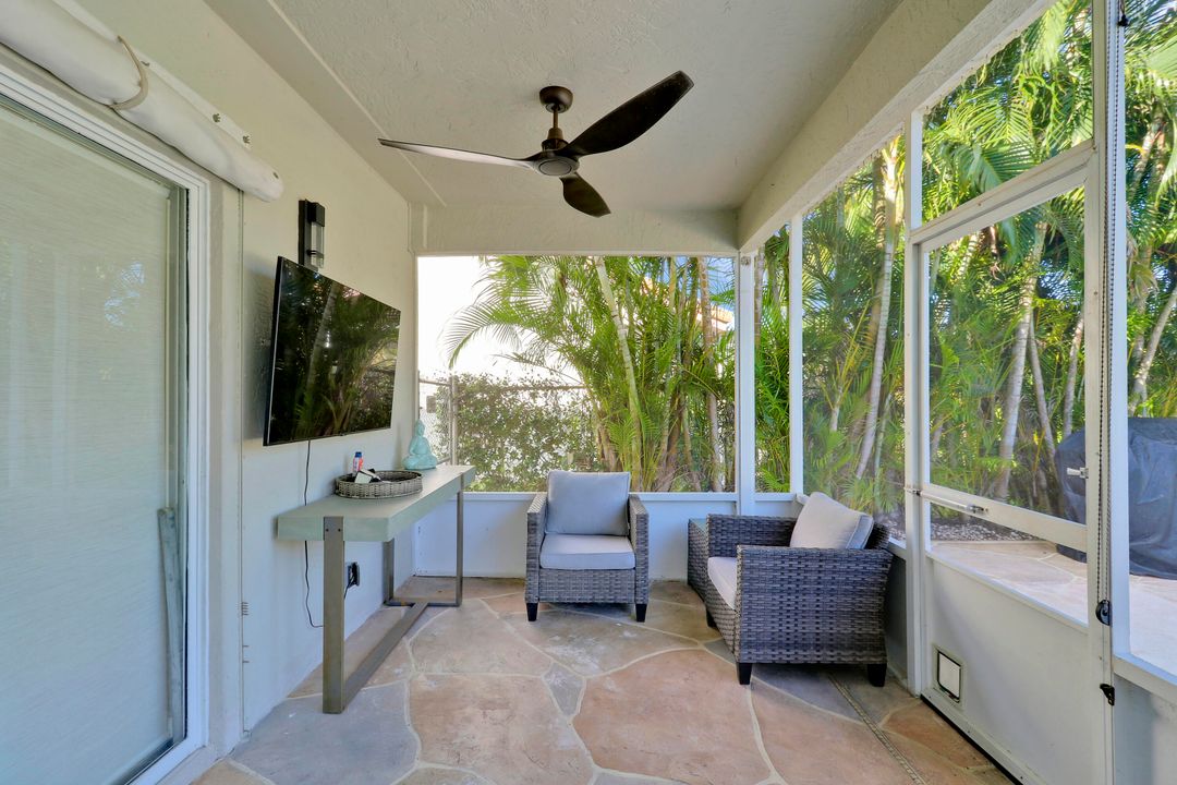 En Venta: $769,000 (4 camas, 3 baños, 2605 Pies cuadrados)