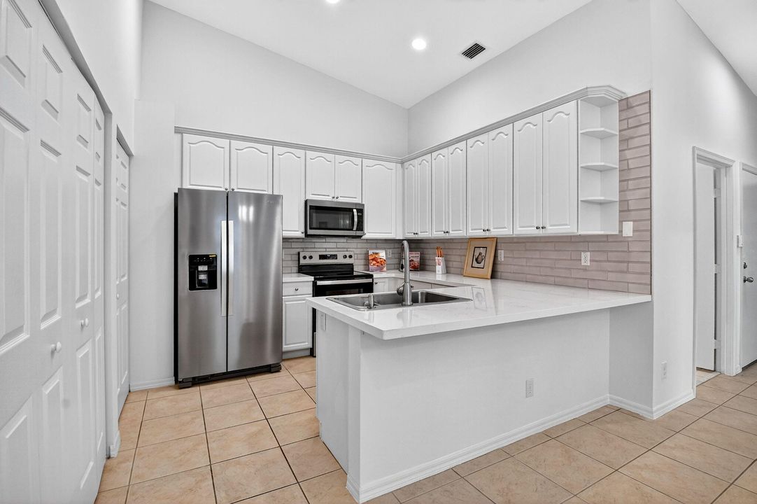 For Sale: $389,000 (3 beds, 2 baths, 1497 Square Feet)