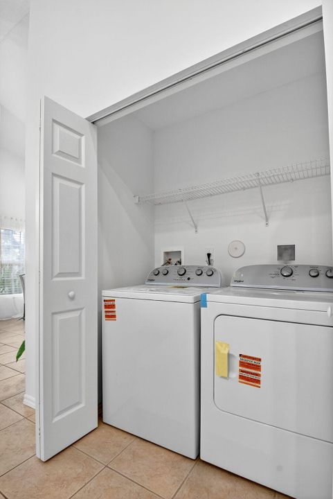 For Sale: $389,000 (3 beds, 2 baths, 1497 Square Feet)