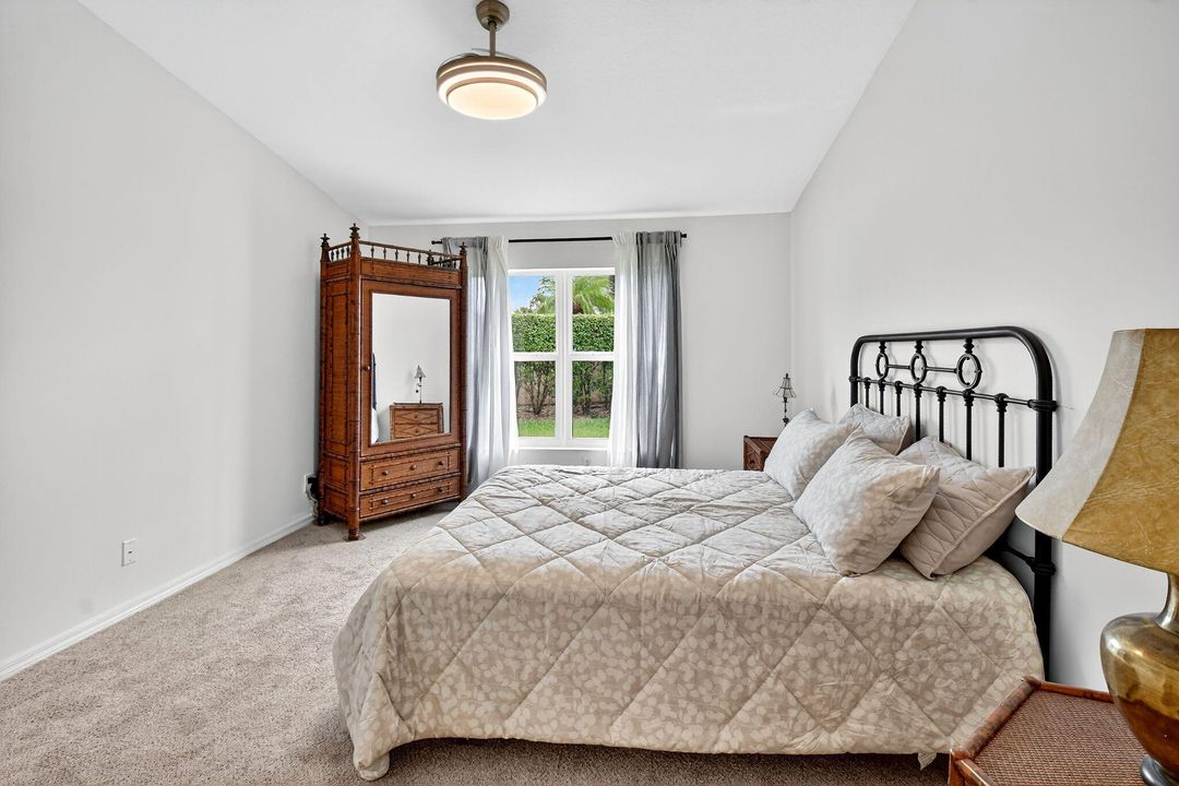 For Sale: $389,000 (3 beds, 2 baths, 1497 Square Feet)