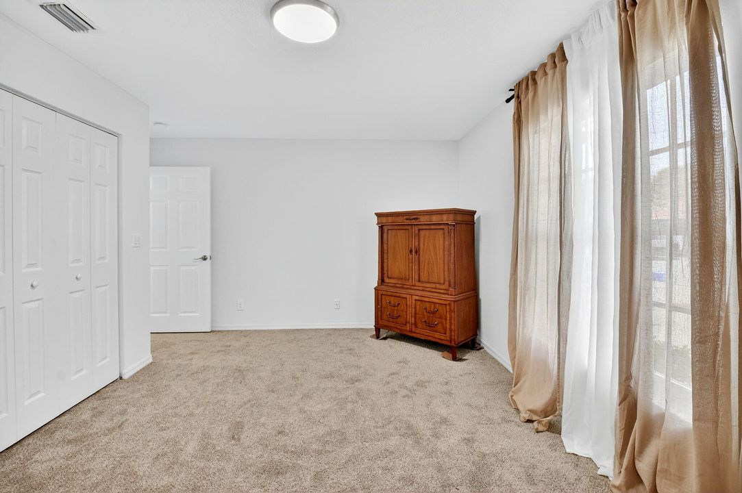 For Sale: $389,000 (3 beds, 2 baths, 1497 Square Feet)