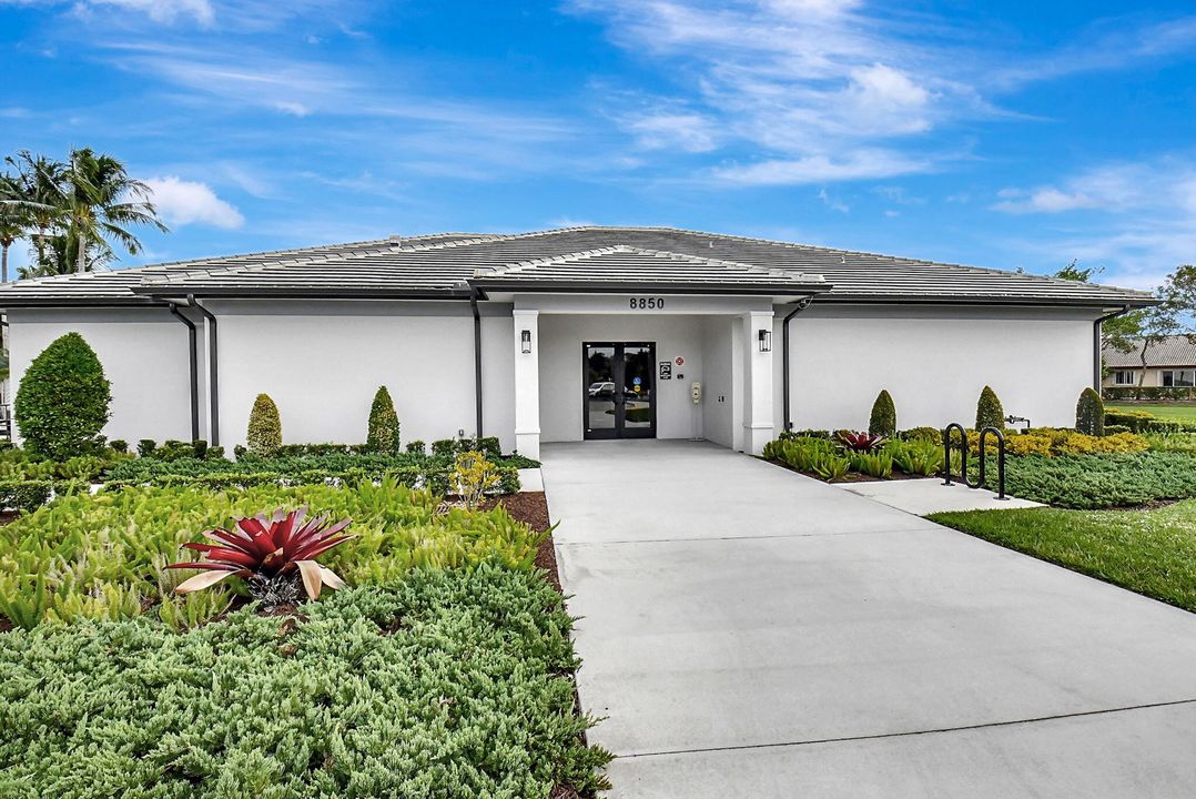 For Sale: $389,000 (3 beds, 2 baths, 1497 Square Feet)