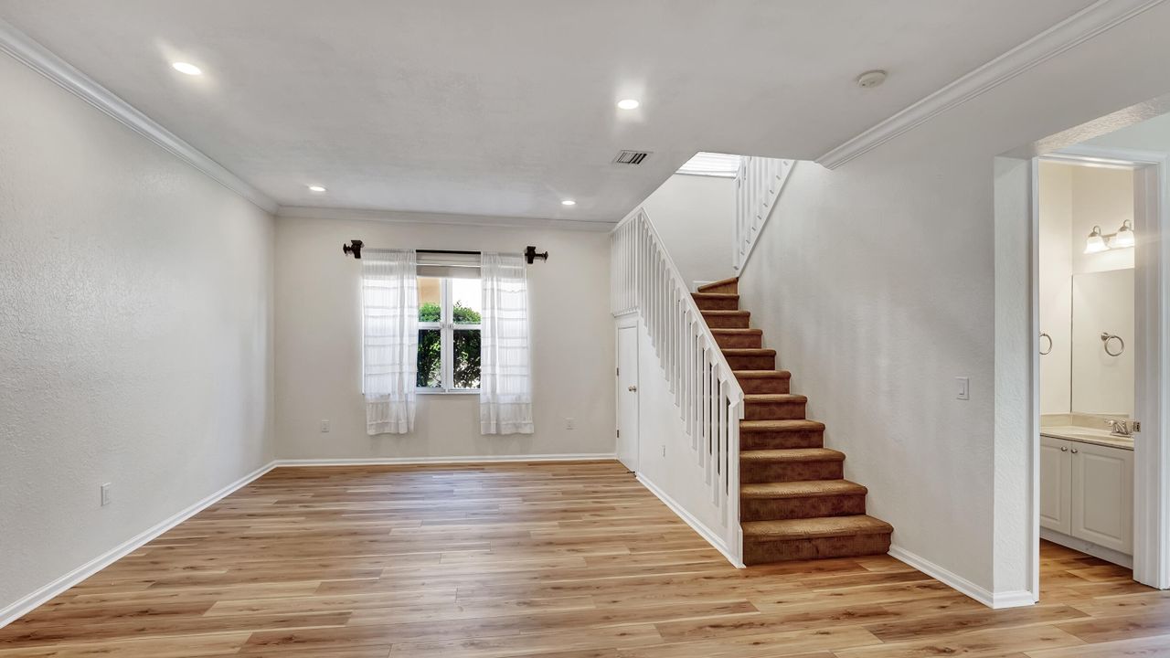 En Renta: $3,500 (3 camas, 2 baños, 1843 Pies cuadrados)