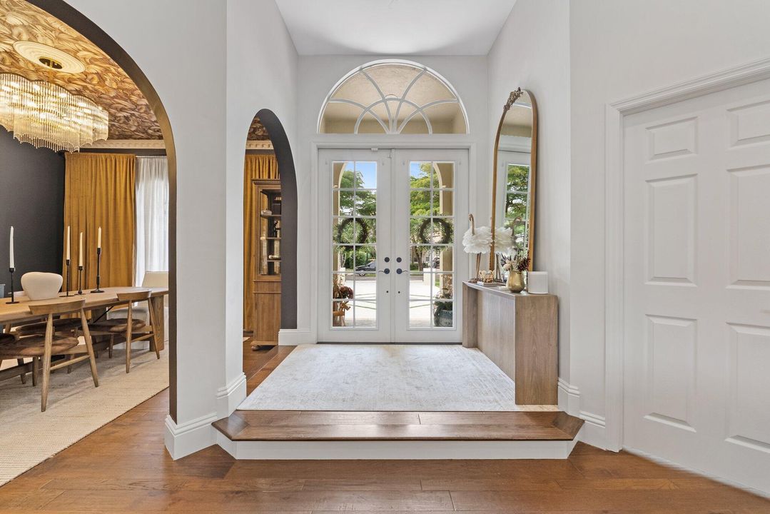 На продажу: $2,250,000 (6 спален, 4 ванн, 4033 Квадратных фут)