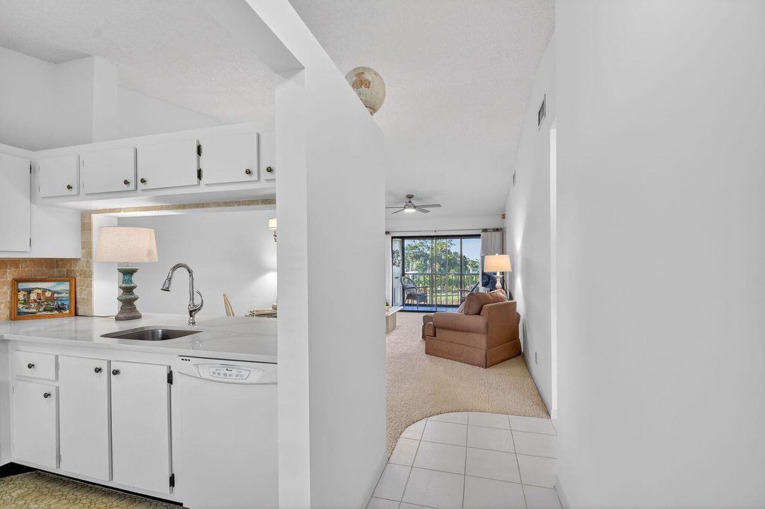 En Venta: $169,900 (2 camas, 2 baños, 954 Pies cuadrados)