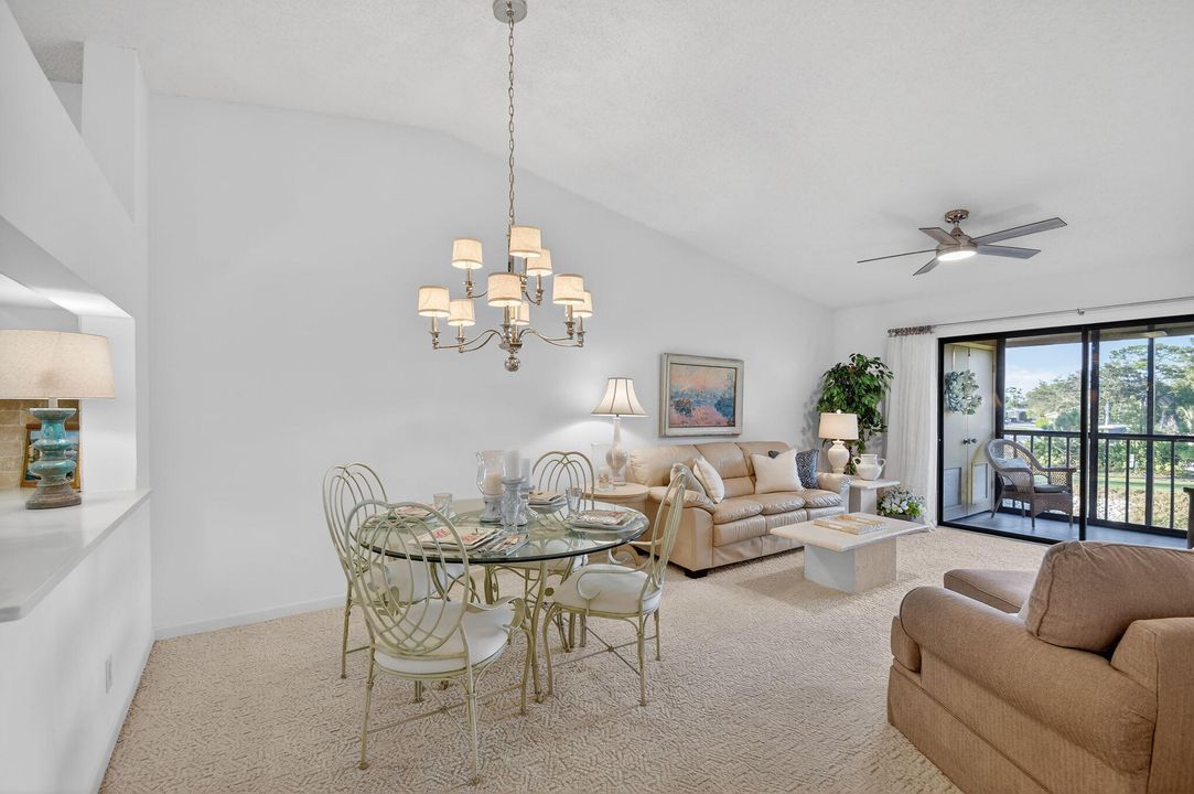 En Venta: $169,900 (2 camas, 2 baños, 954 Pies cuadrados)