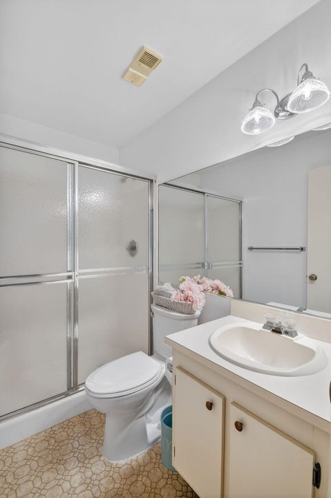 En Venta: $169,900 (2 camas, 2 baños, 954 Pies cuadrados)