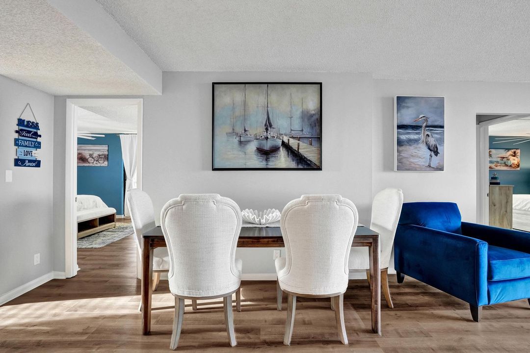 For Rent: $5,500 (2 beds, 2 baths, 1270 Square Feet)