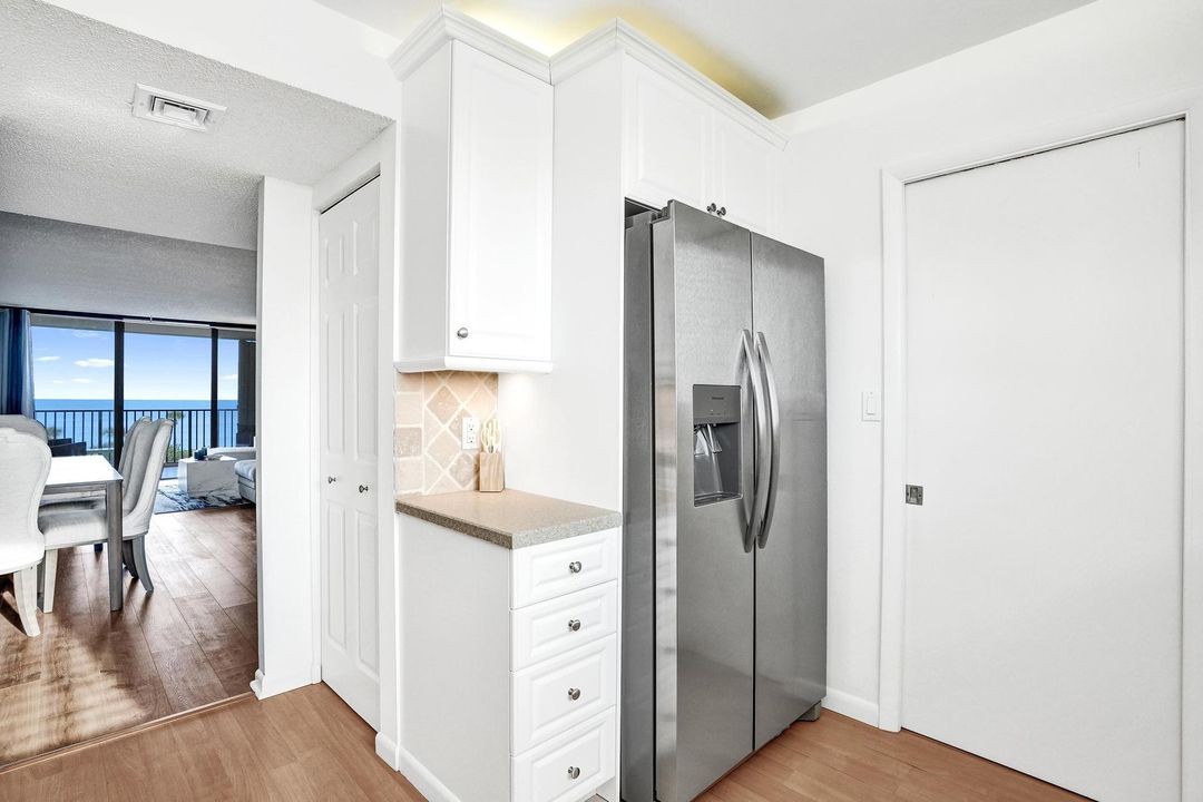 For Rent: $5,500 (2 beds, 2 baths, 1270 Square Feet)