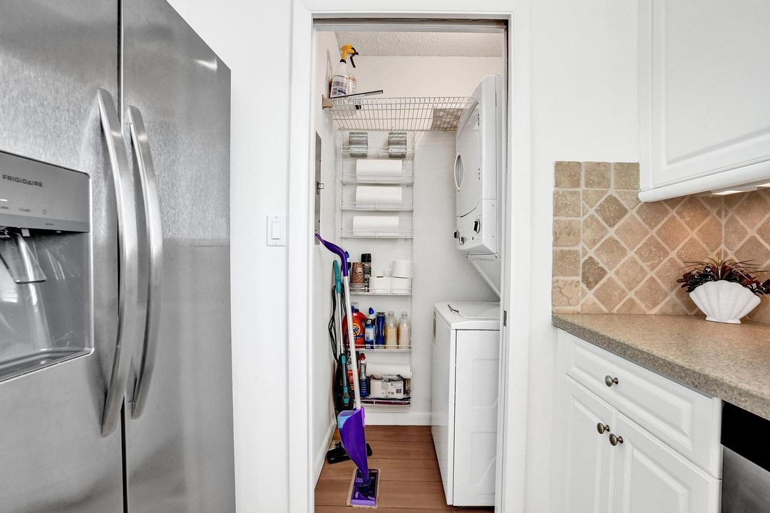 For Rent: $5,500 (2 beds, 2 baths, 1270 Square Feet)