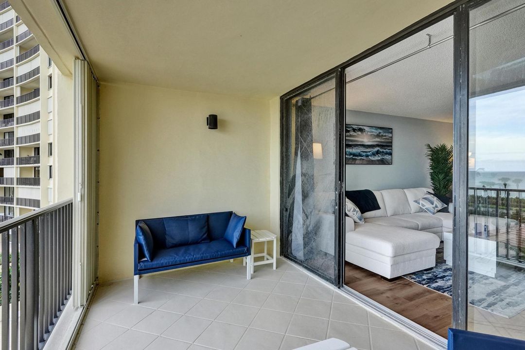 For Rent: $5,500 (2 beds, 2 baths, 1270 Square Feet)