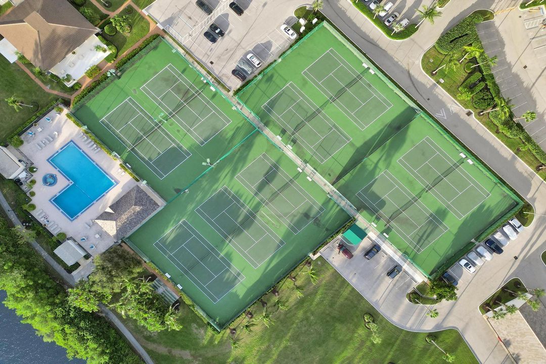 For Rent: $5,500 (2 beds, 2 baths, 1270 Square Feet)