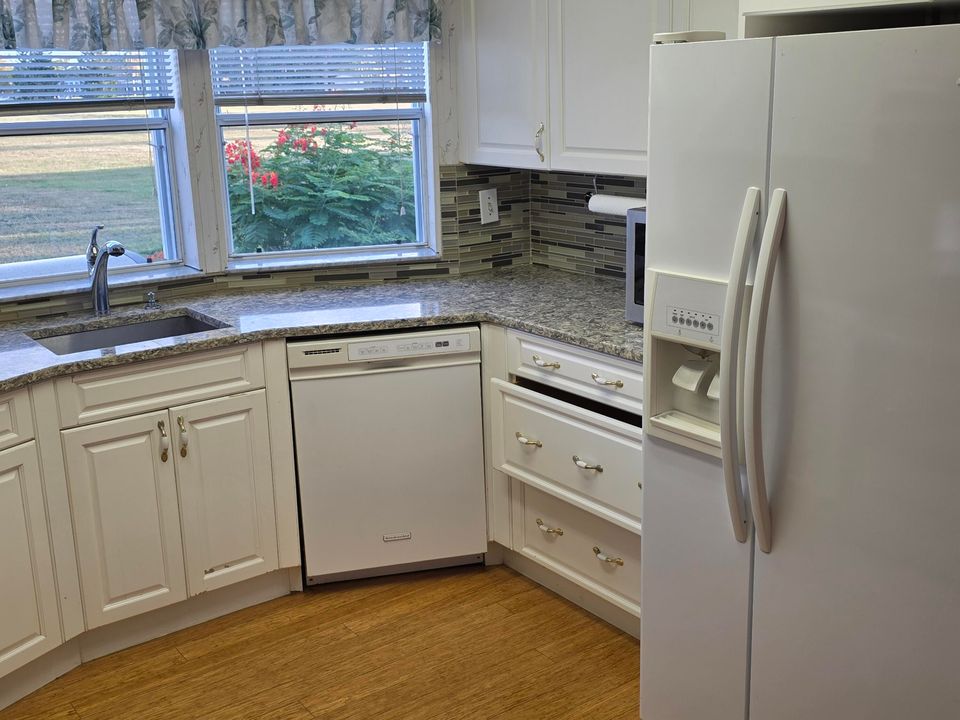 En Venta: $195,000 (2 camas, 2 baños, 1248 Pies cuadrados)