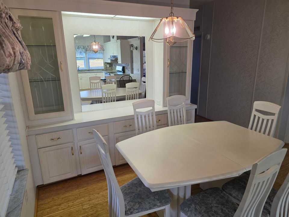 En Venta: $195,000 (2 camas, 2 baños, 1248 Pies cuadrados)