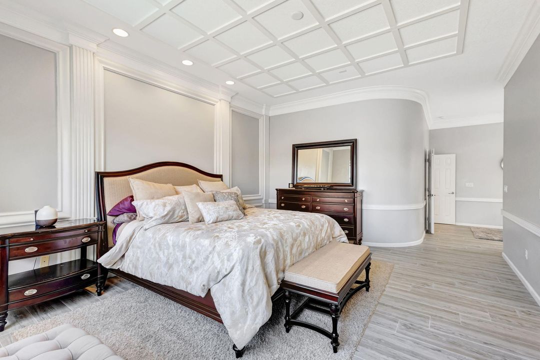 出租: $5,200 (3 贝兹, 3 浴室, 3035 平方英尺)