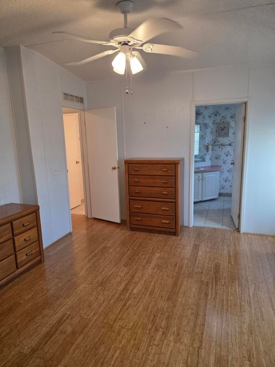 En Venta: $195,000 (2 camas, 2 baños, 1248 Pies cuadrados)