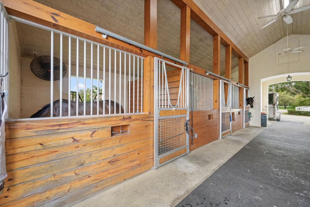 待售: $4,875,000 (3 贝兹, 2 浴室, 2339 平方英尺)