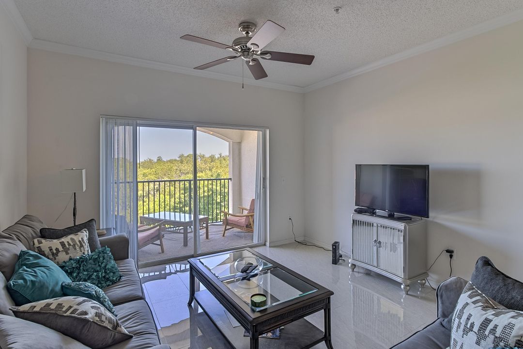 出租: $2,700 (2 贝兹, 2 浴室, 1131 平方英尺)