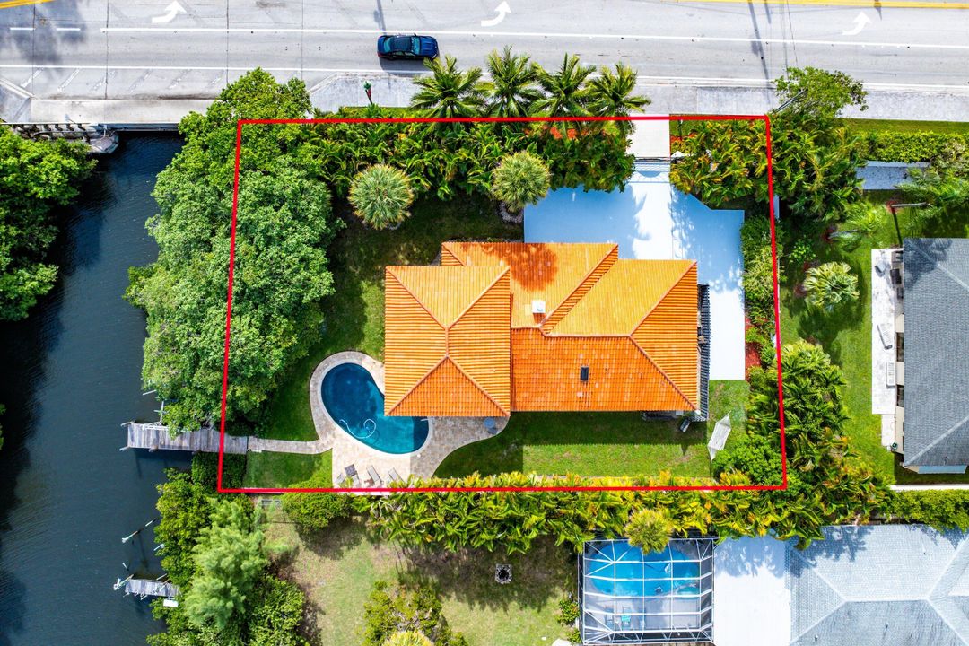 Activo con contrato: $2,375,000 (3 camas, 3 baños, 2122 Pies cuadrados)