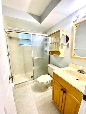 出租: $2,350 (3 贝兹, 2 浴室, 1076 平方英尺)