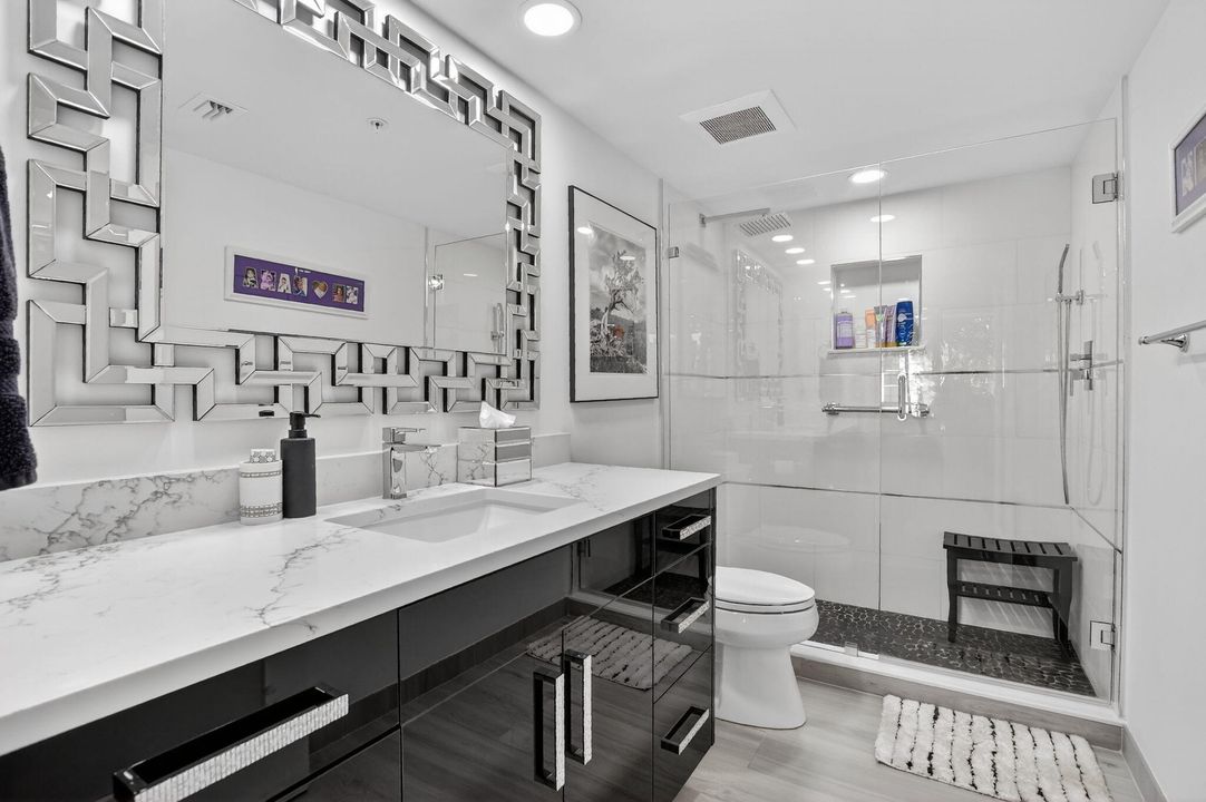 For Rent: $4,000 (2 beds, 2 baths, 1255 Square Feet)