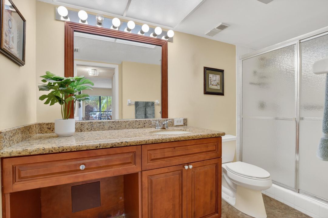 For Rent: $2,400 (2 beds, 2 baths, 1160 Square Feet)