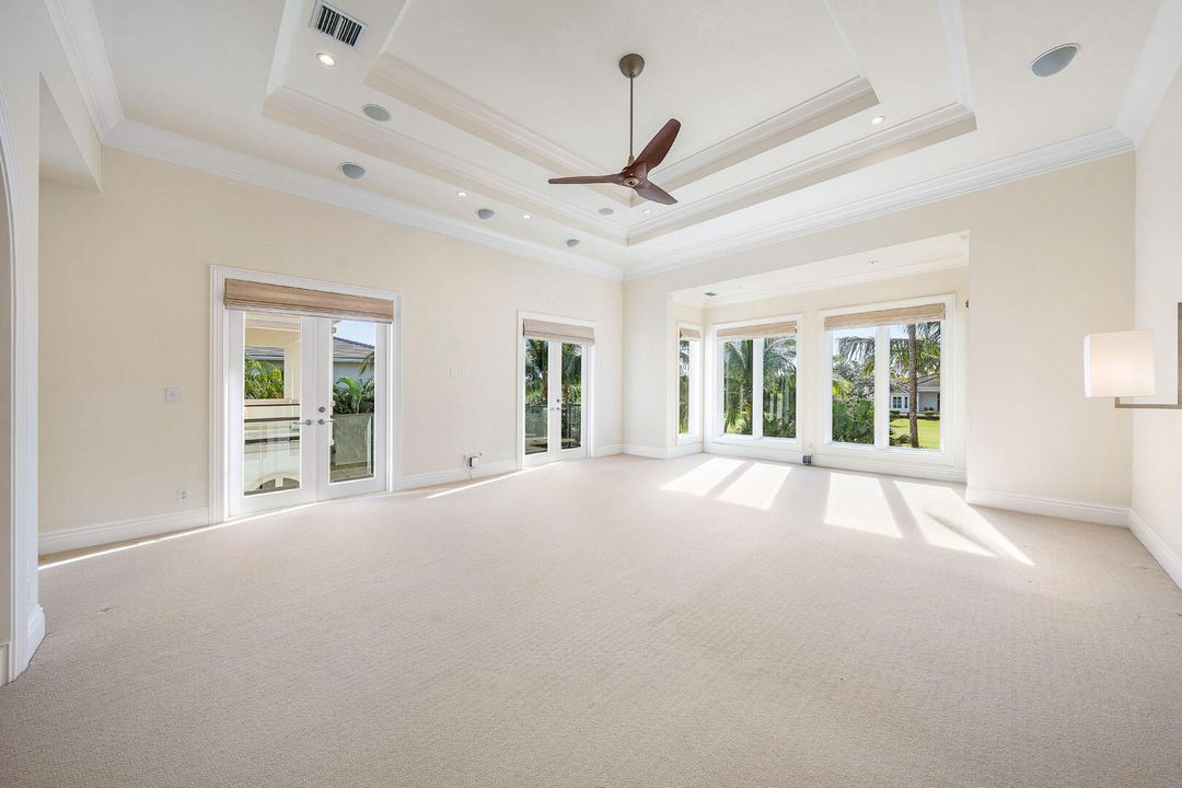 На продажу: $9,450,000 (6 спален, 7 ванн, 8190 Квадратных фут)