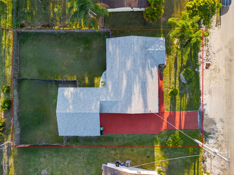 En Venta: $425,000 (4 camas, 30 baños, 1900 Pies cuadrados)