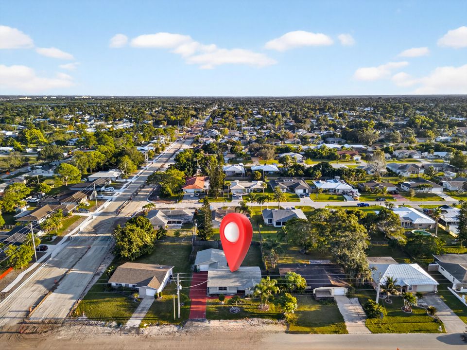 En Venta: $425,000 (4 camas, 30 baños, 1900 Pies cuadrados)