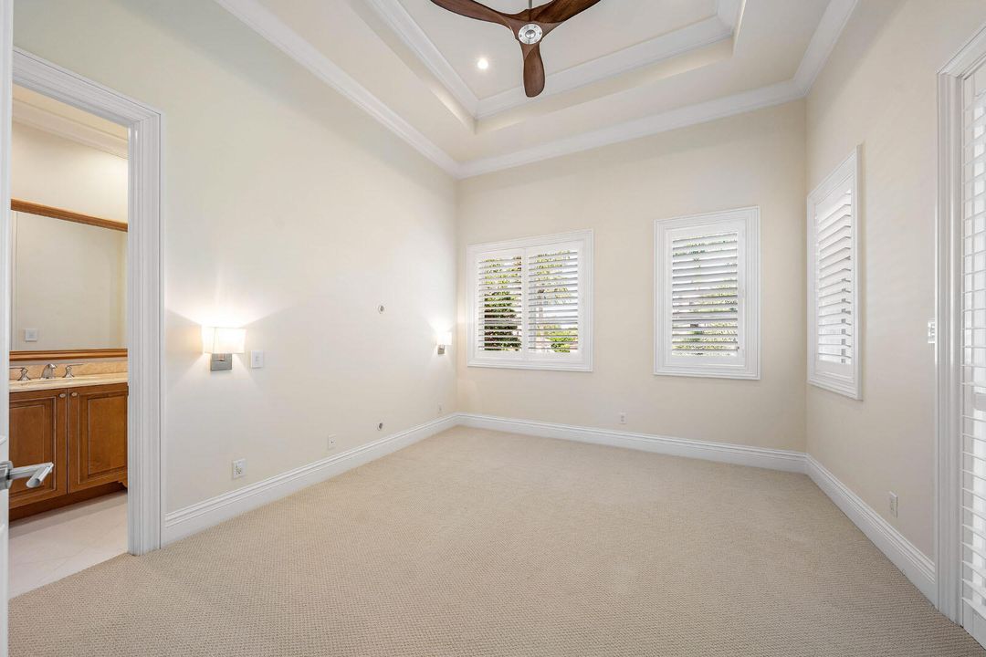 На продажу: $9,450,000 (6 спален, 7 ванн, 8190 Квадратных фут)