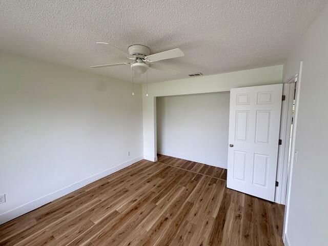 For Rent: $2,500 (2 beds, 2 baths, 1417 Square Feet)