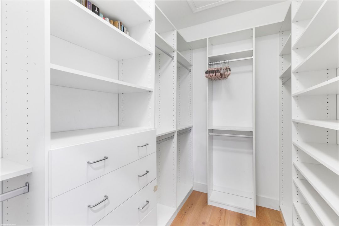 For Rent: $12,500 (4 beds, 3 baths, 3010 Square Feet)