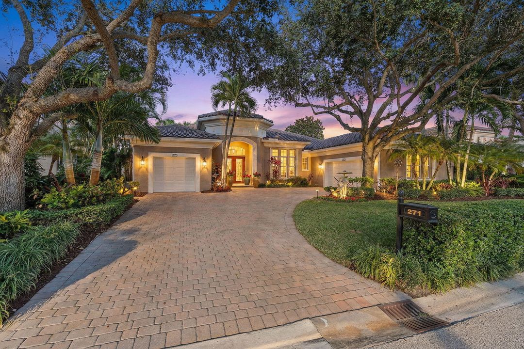 For Sale: $1,450,000 (4 beds, 3 baths, 3629 Square Feet)